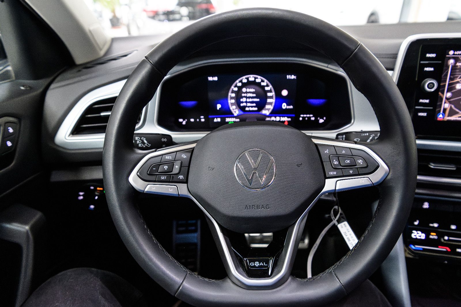 Fahrzeugabbildung Volkswagen T-Roc Goal+LED+AHK+GJR+NAVI+SHZ+AHK+ACC+