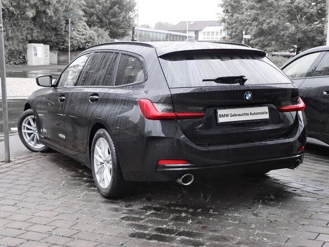 BMW 320, 2023 — 6