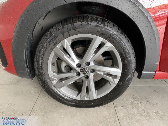 Taigo 1.5 TSI DSG R-Line NAVI KLIMA PDC LED