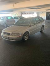 Volvo VOLVO V40 1,9d POLNISCHE KENNZEICHEN - Volvo V40 mit Diesel-Antrieb: 1.9