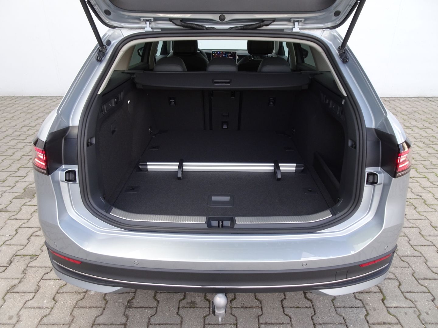 Passat Variant Business 2.0 TDI DSG HUD/AHK/360°