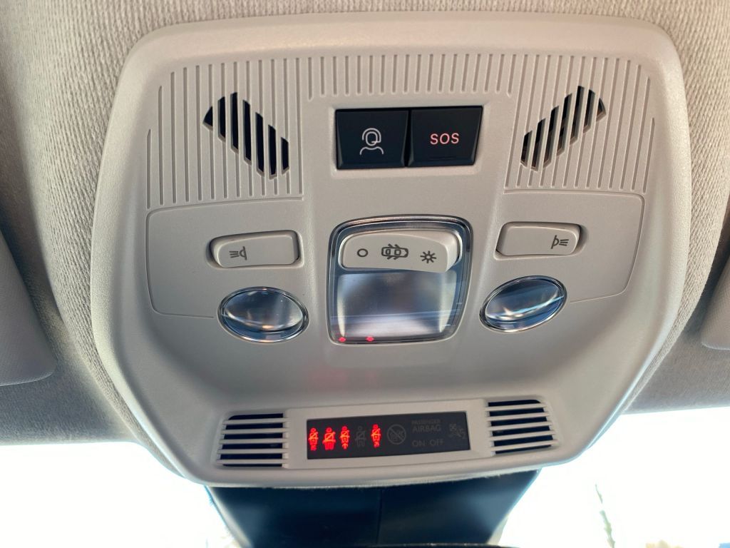 Fahrzeugabbildung Citroën C3 Turbo 100 MAX *Winterpaket*Sicherheits-Paket*