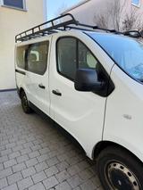 Opel Vivaro Service Neu 1 Hand Scheckheftgepflegt - 8 Sitzer Gebrauchtwagen bis 15.000 Euro