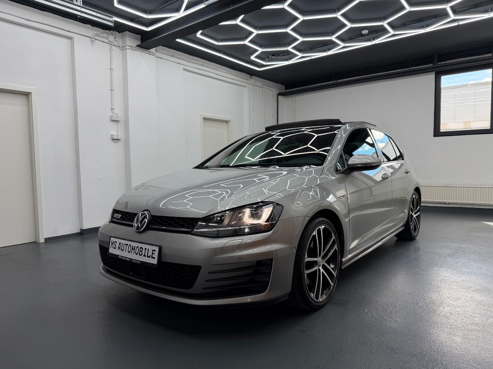 Volkswagen Golf VII Lim. GTD BMT *PANO*ACC*DCC*R.KAM*AHK