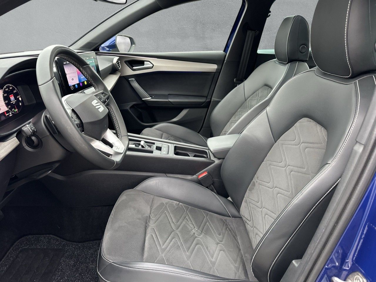 Fahrzeugabbildung SEAT Leon ST Xcellence 1.4 e-Hybrid (204 PS) DSG