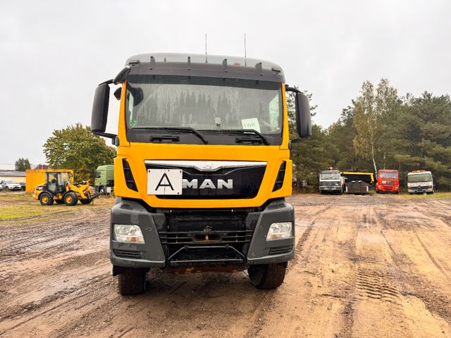 MAN TGX 18.440 4X4 Kipphydraulik Motorschaden