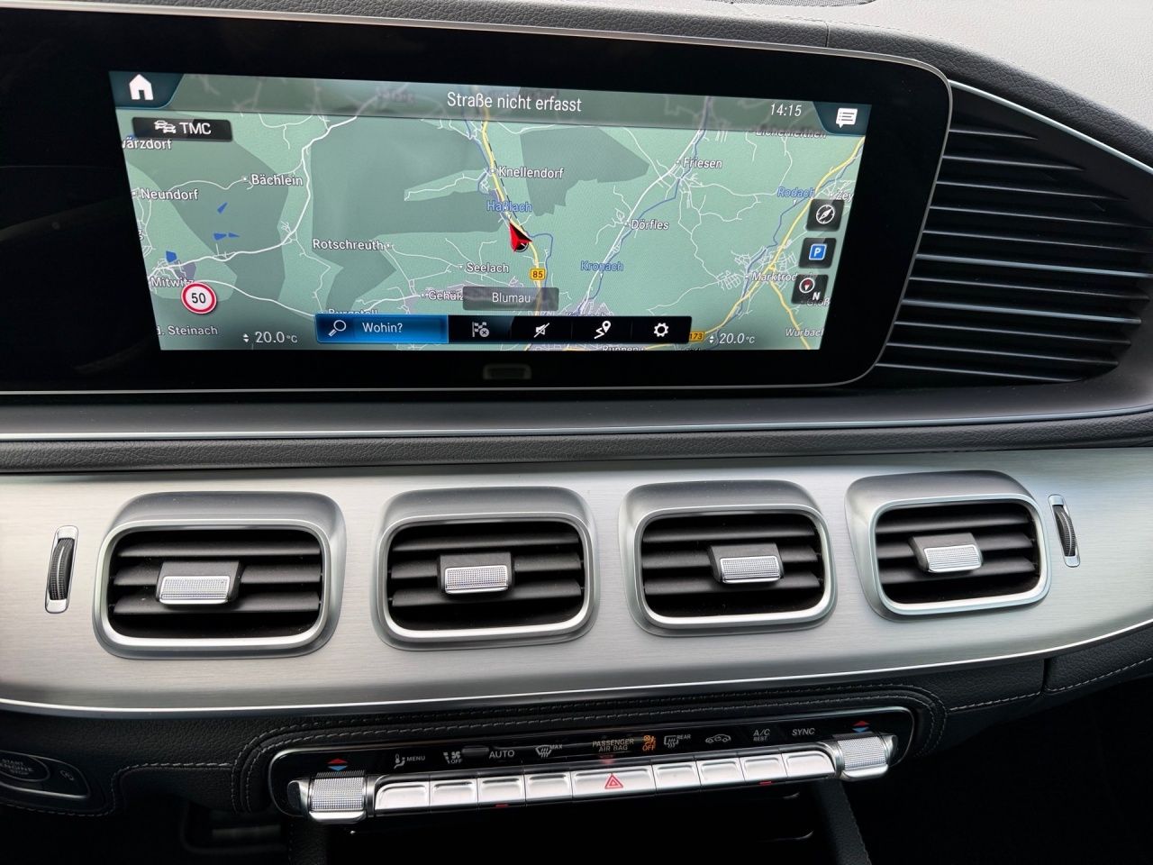 Fahrzeugabbildung Mercedes-Benz GLE 450 4M AMG+AHK+LUFTFAHRW+HEADUP+NIGHT+360+++