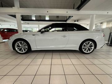 Fotografie des Audi A5 Cabriolet 2,0l TFSI S-tronic EU-Import 40 TFS