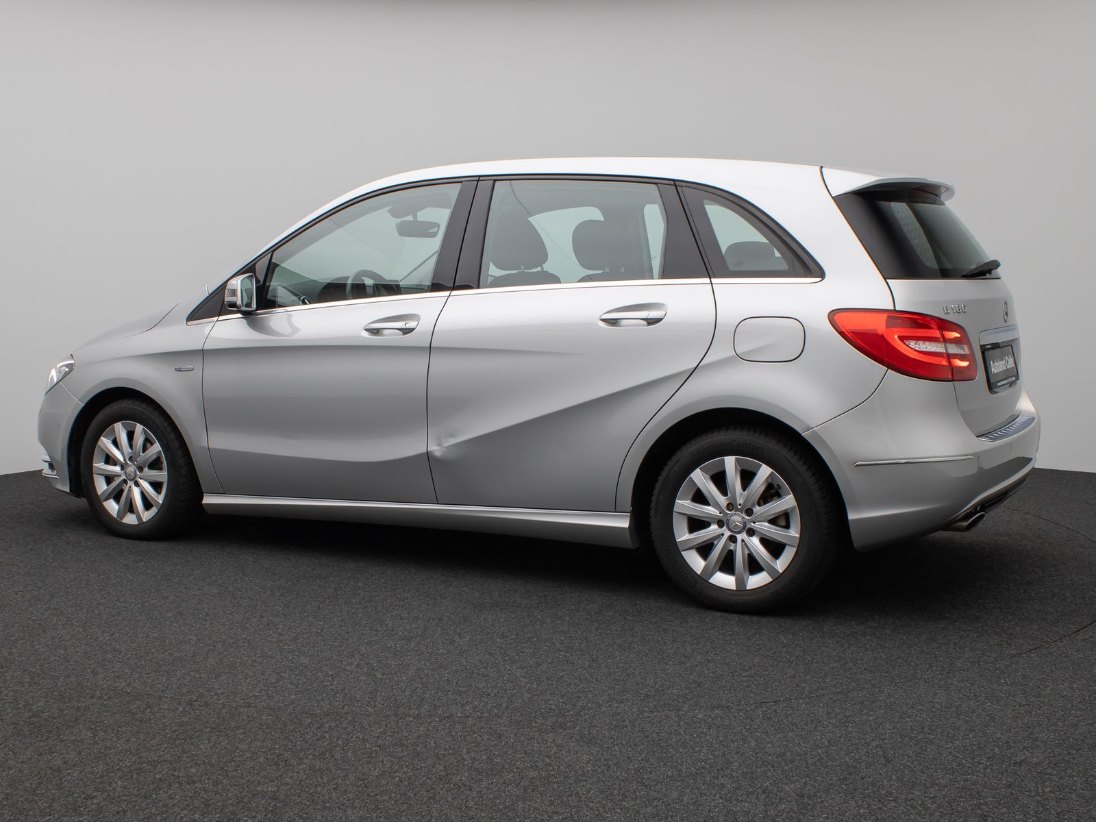Fahrzeugabbildung Mercedes-Benz B 180 CDI Navi Sitzhzg Bi-Xenon PDC Klimaautomat