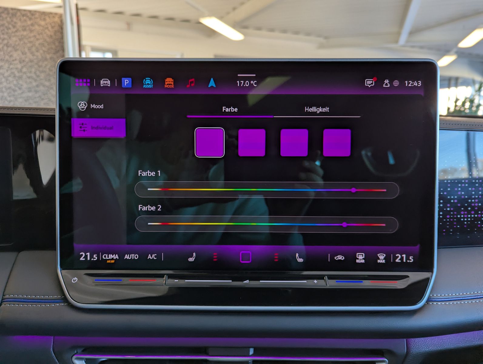 VW Tiguan 2.0TDI R-Line 4M Pano Black AHK Matrix 20 - Image 31