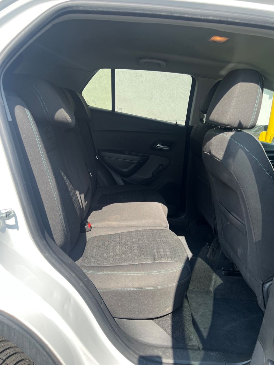 Fahrzeugabbildung Chevrolet Trax LS+