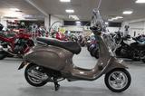 Vespa Primavera 50 Touring erst 3.000 km! - VESPA PRIMAVERA