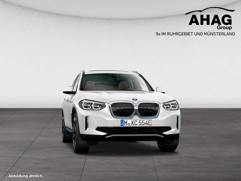 BMW iX3 - Bild 10