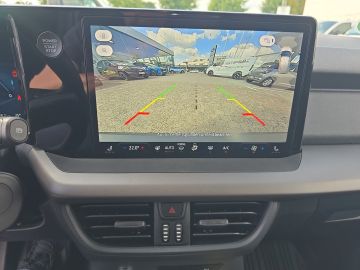 Bild 12 Ford Transit Courier BEV Trend Klimaautom LenkradHZG