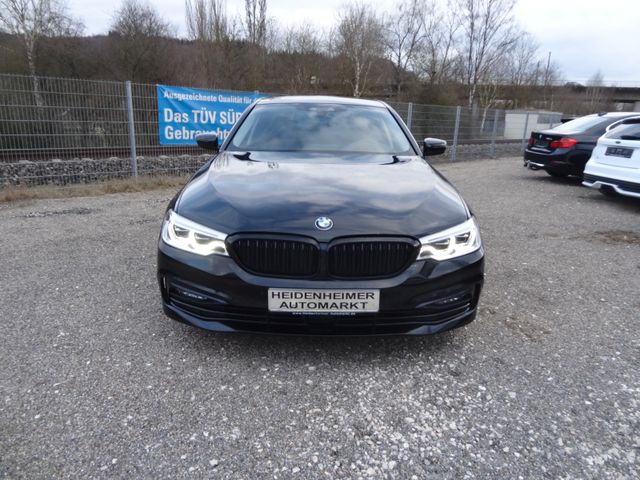 Fahrzeugabbildung BMW 530 d Sport Line/LED/Leder/HUD/Virtual/Kamera/