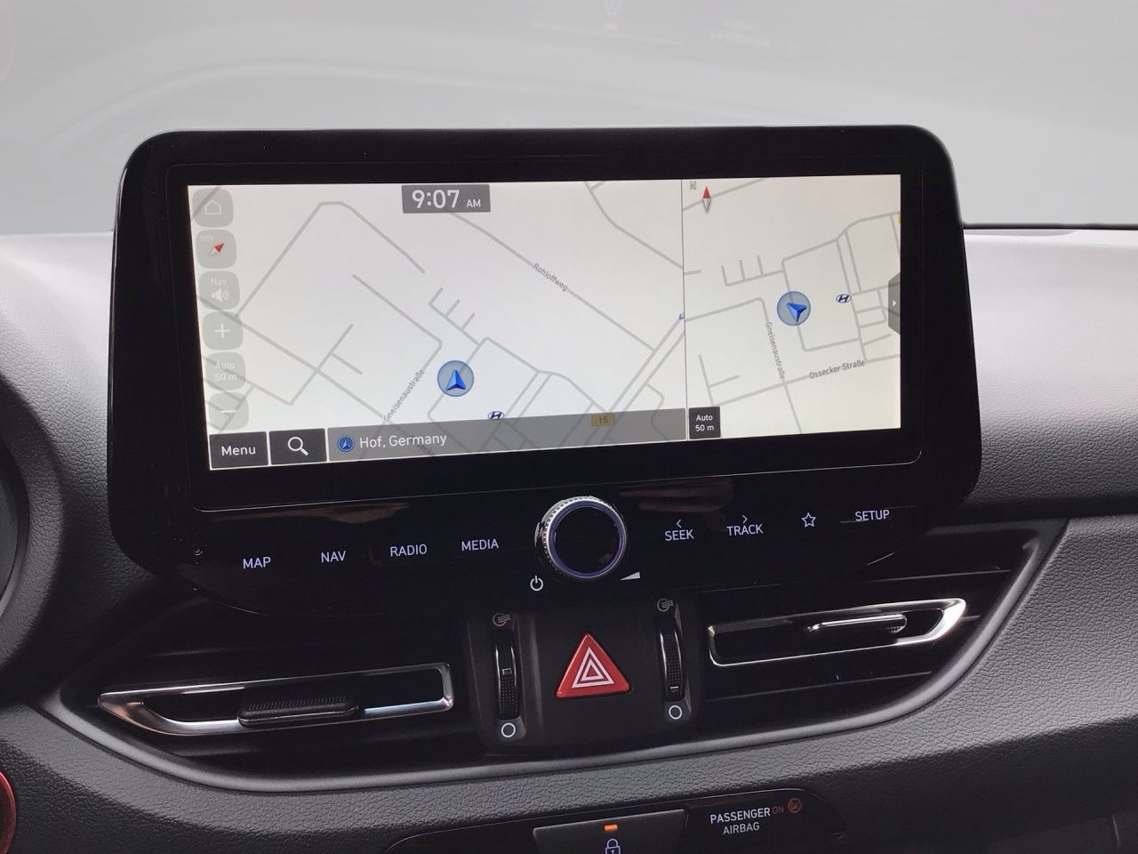 Fahrzeugabbildung Hyundai i30 N-LINE AUT DynLicht Kam. KeyLess KlimaA LED