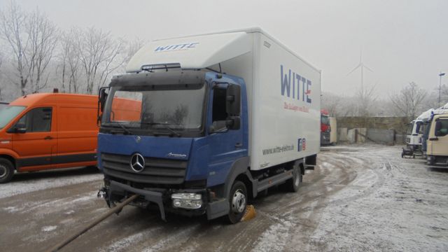 Mercedes-Benz ATEGO 818