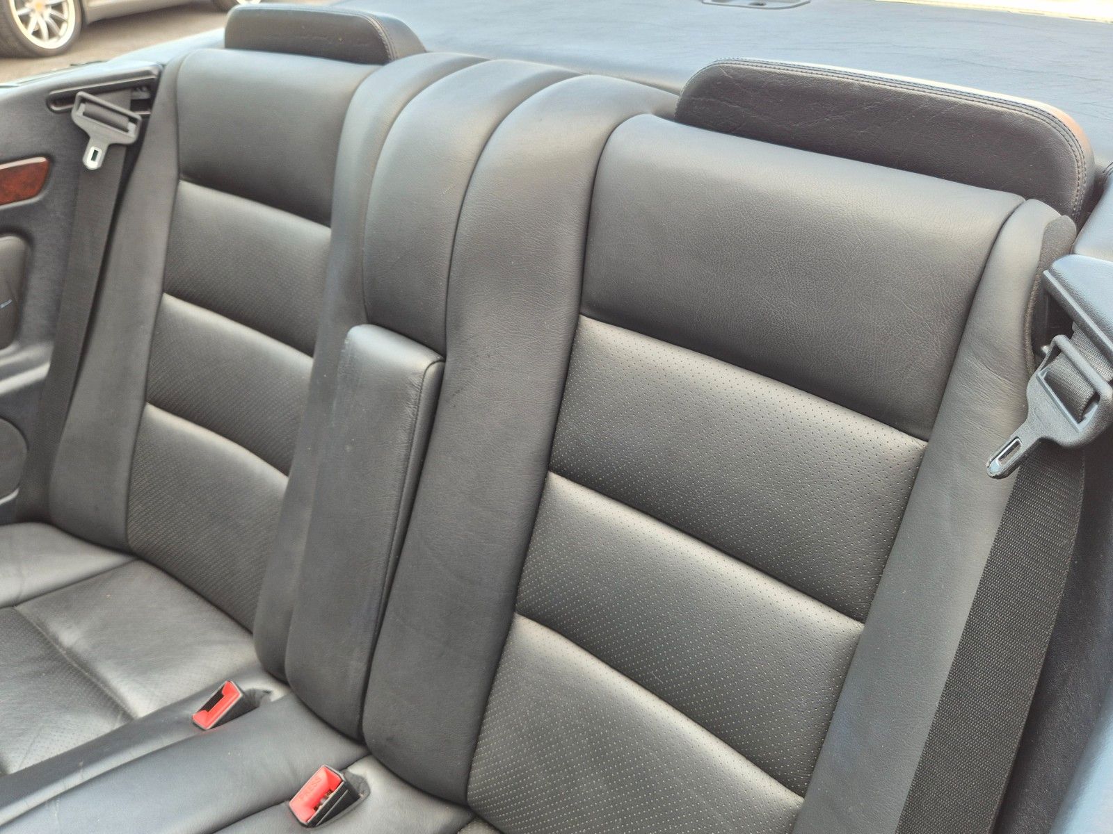 Fahrzeugabbildung Mercedes-Benz E 220 Cabrio/Dt./2. Hand/Daimler-SH/Leder/Klima