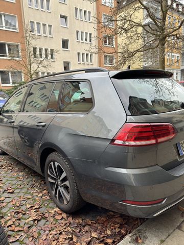 Volkswagen Golf7 Variant Sondermodell, Herstellergara...