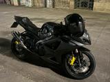 Suzuki GSX-R 1000 K7 Vollcarbon Black Einzelstück - SUZUKI GSX R 1000 K1