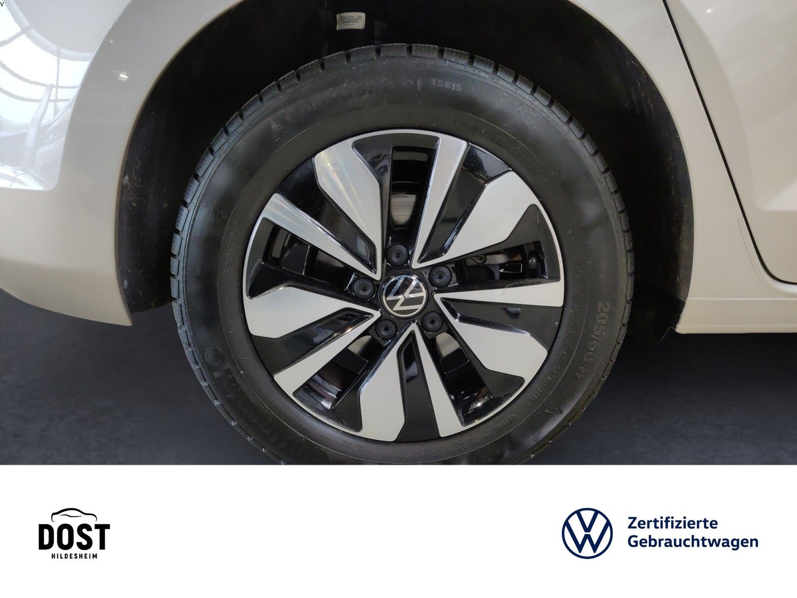 Volkswagen Touran - Bild 6