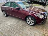 Mercedes-Benz C 200 KOMPRESSOR AVANTGARDE AVANTGARDE - Mercedes-Benz C 200: Kompressor Avantgarde