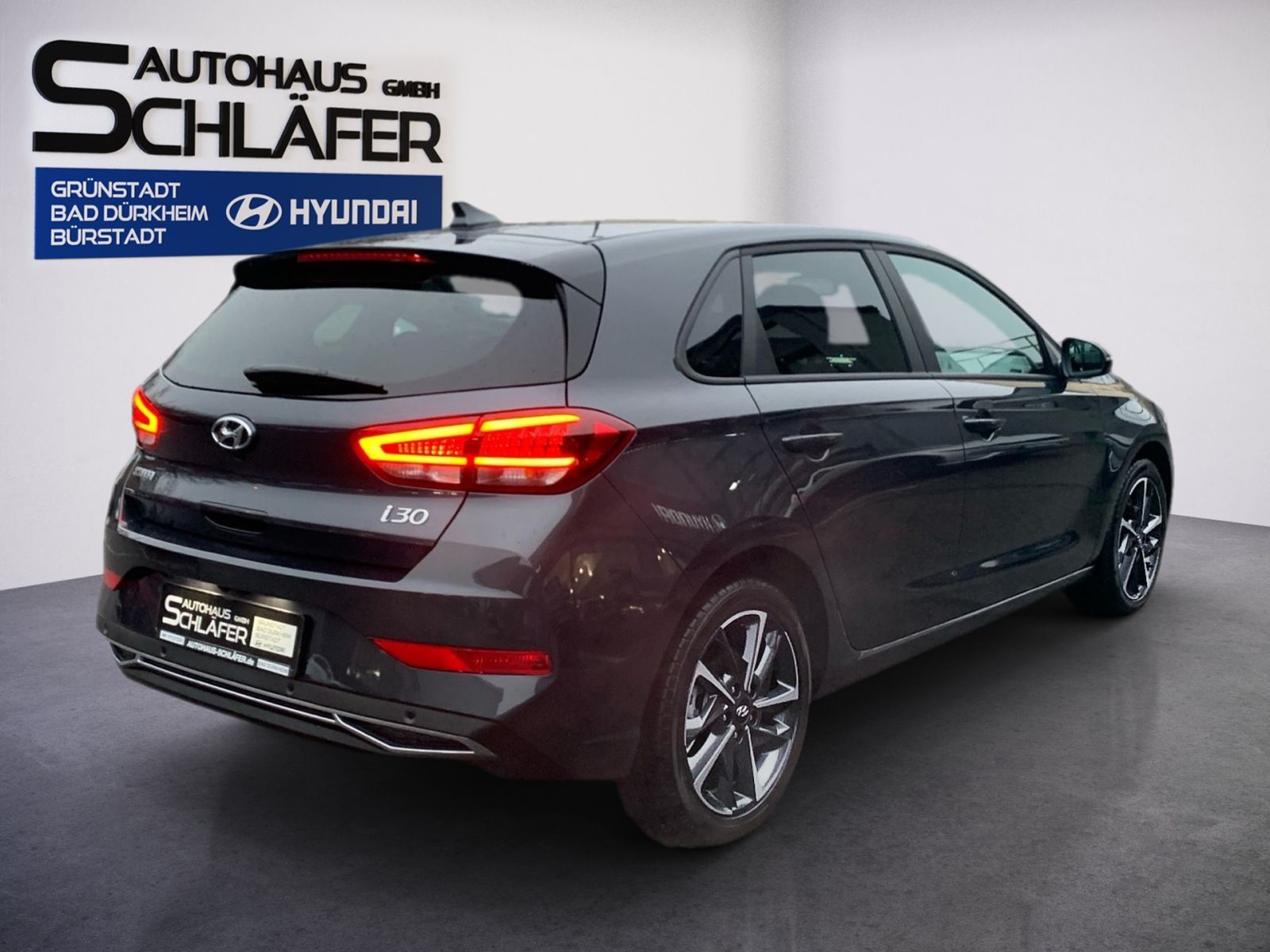 Fahrzeugabbildung Hyundai i30 1.0 T-GDI Connect & Go Navi LED
