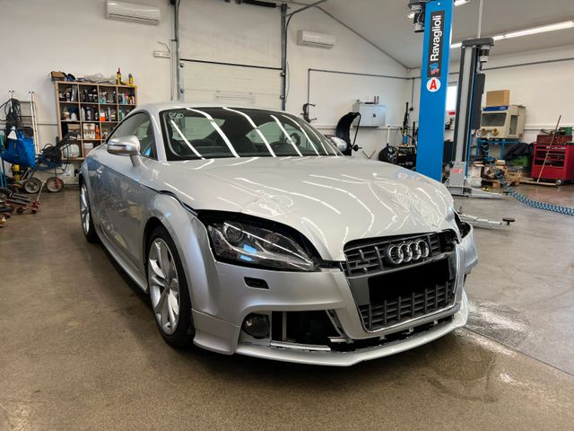 Audi TTS 2.0 TFSI QUATTRO/DSG/KLIMA/AB-tempomat/PDC