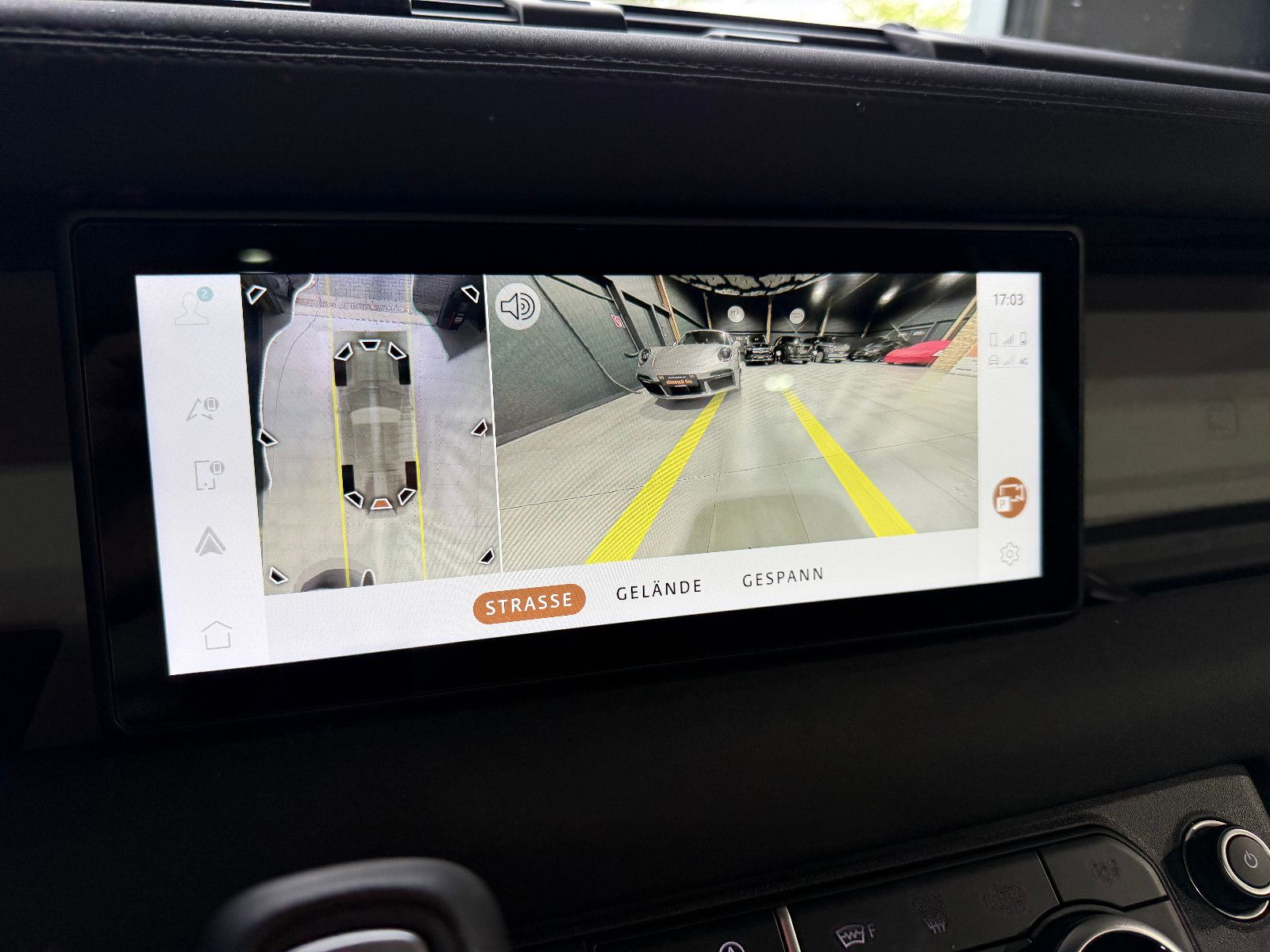 Fahrzeugabbildung Land Rover Defender 110 X-Dynamic SE/PANO/360''KAM/MEREDIAN