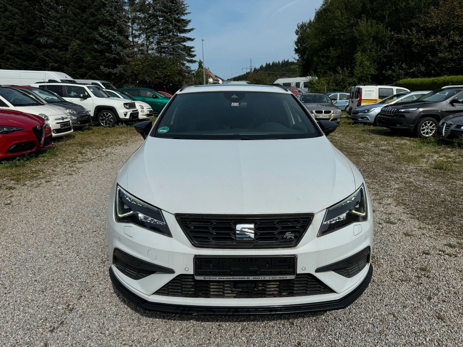 Fahrzeugabbildung SEAT Leon ST FR KAMERA GLASDACH EXPORT GEWERBE