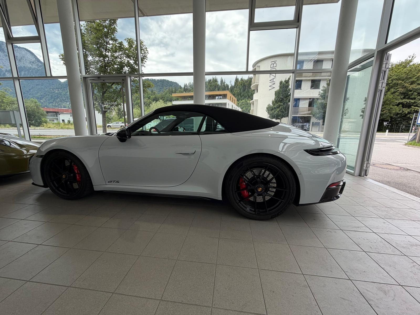 Porsche 911 992.2 Carrera 4GTS Cabrio/Lift/Bur/18W