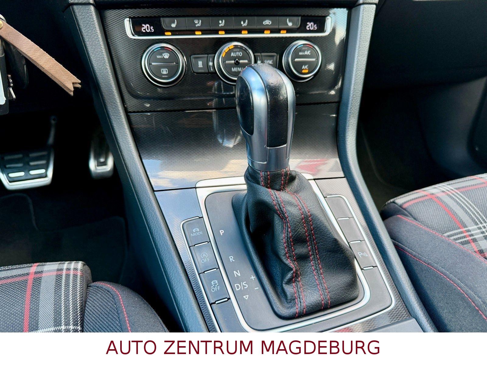Volkswagen Golf VII Lim. GTI *BI-XENON*STANDH*DCC*TEMPOMAT*