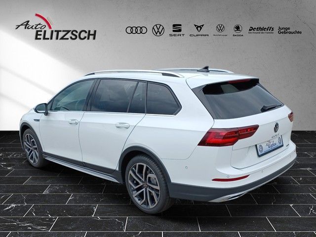 Fahrzeugabbildung Volkswagen Golf VIII Variant TDI Alltrack 4Mo DSG Navi Matr