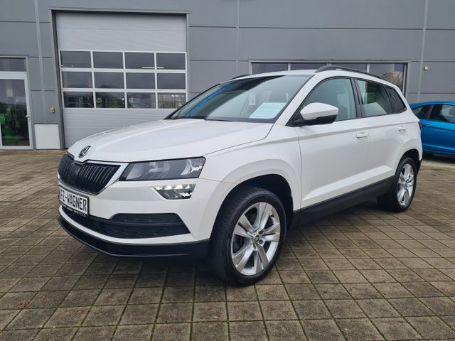 Skoda Karoq Style 2.0TDI 4x4 1.HAND STANDHEIZUNG AHK