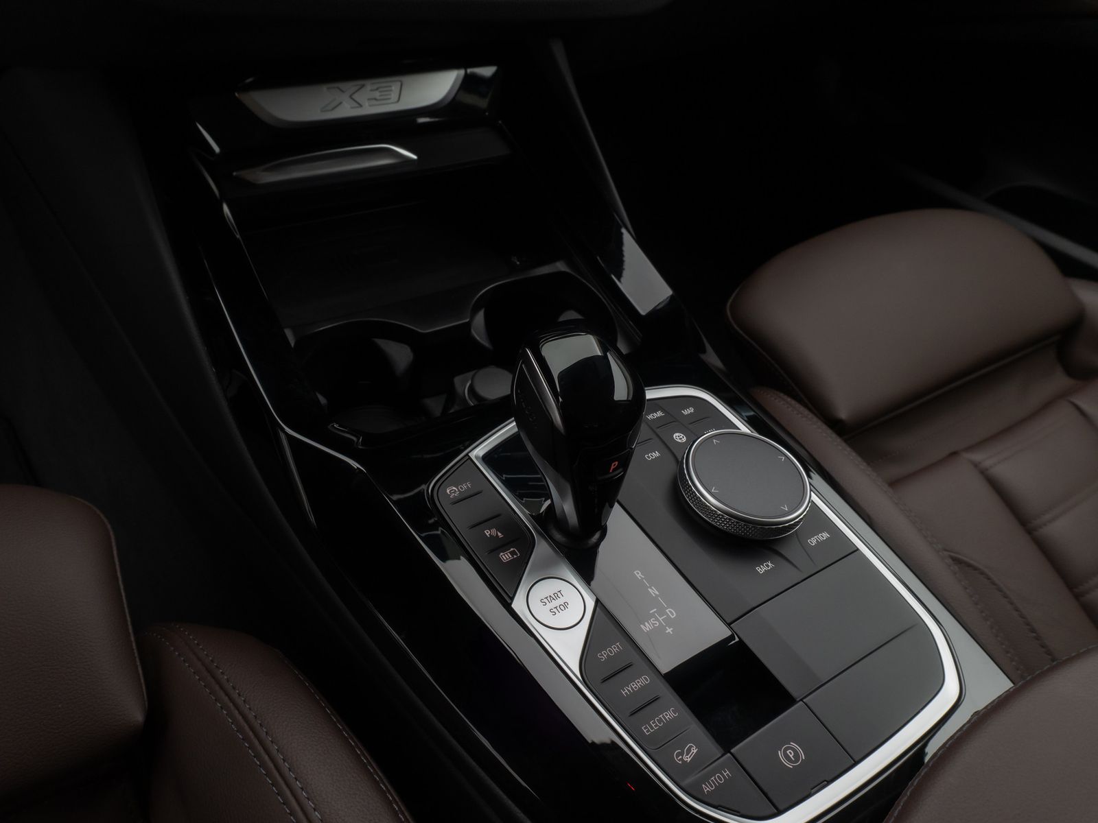 Fahrzeugabbildung BMW X3 xD30e Kamera HUD DAB AHK Sport Komfort Leder