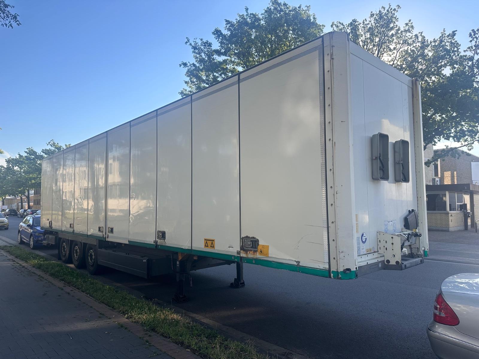 Schmitz Cargobull Standard, Faltbar, TÜV, Liftachse