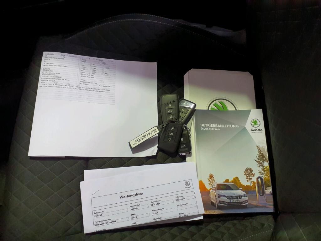 Skoda Superb iV Combi Ambition 1.4 TSI 160kW AHK*Pano
