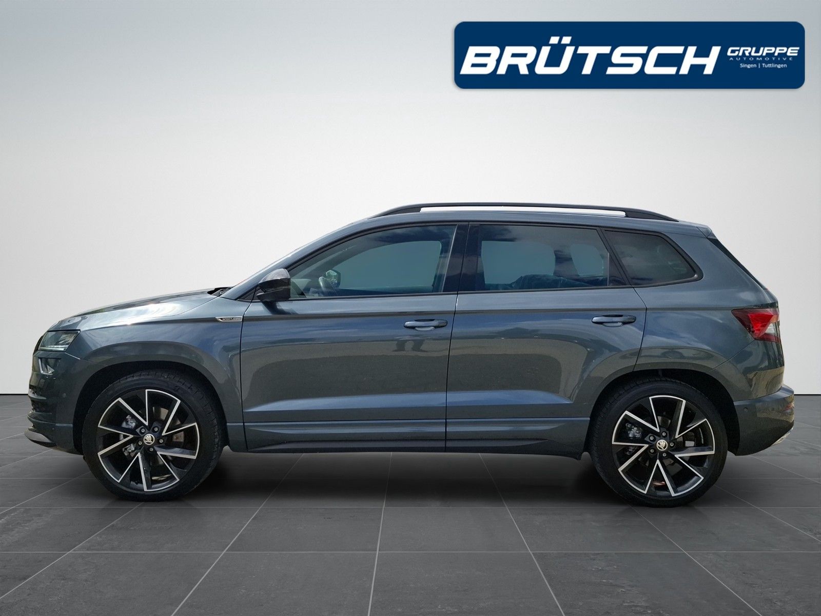 SKODA Karoq 2.0 TSI Sportline 4x4 DSG / PANORAMA / ACC - Image 7