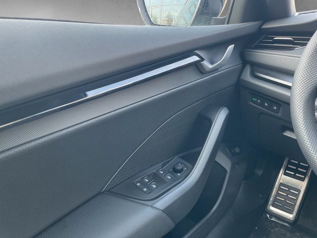 Skoda Octavia Combi 1.5 TSI mHEV Sportline *360*PANO