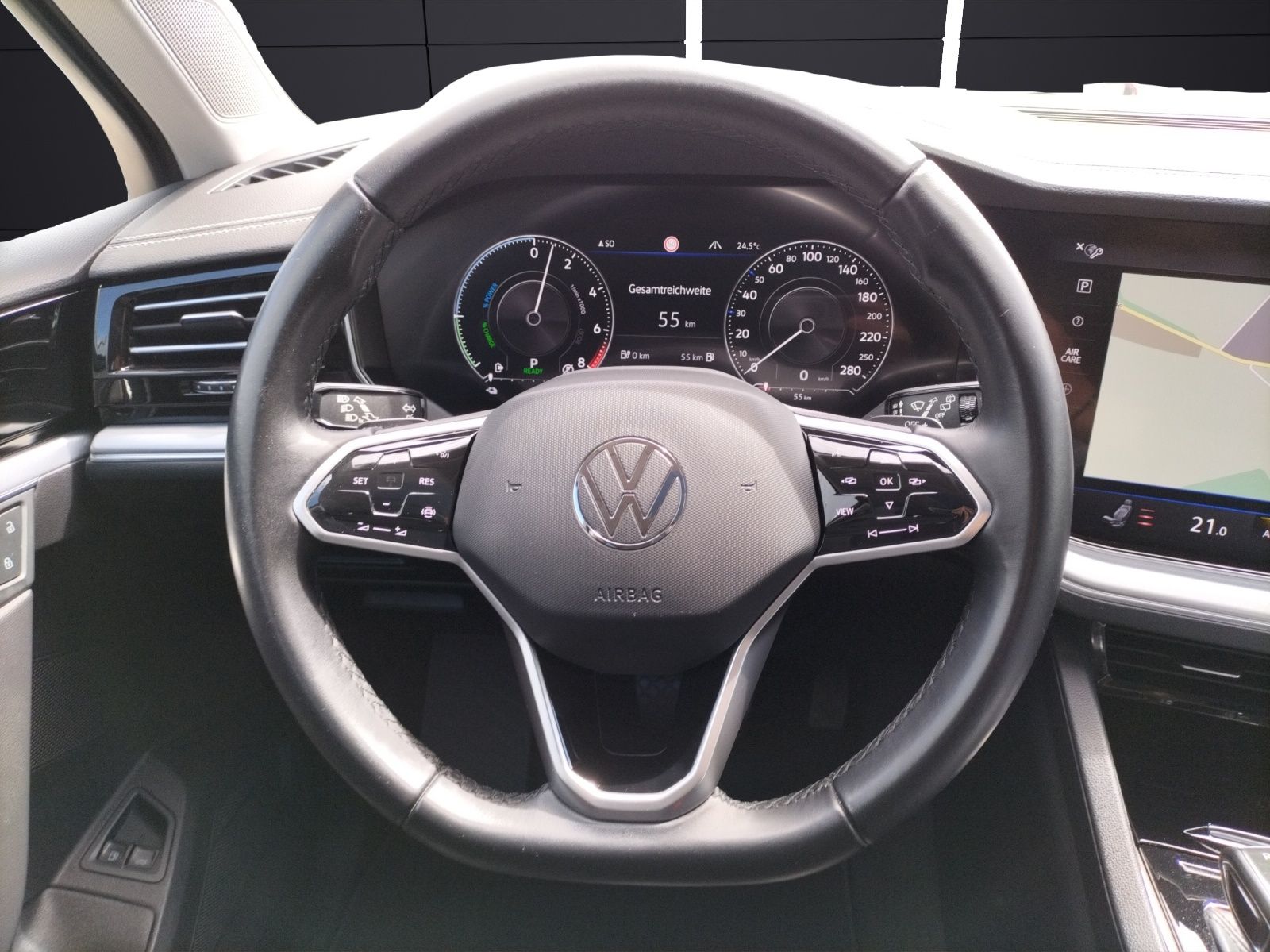 Fahrzeugabbildung Volkswagen Touareg Elegance 4M eHybrid LED PANO AHK SHZ PDC