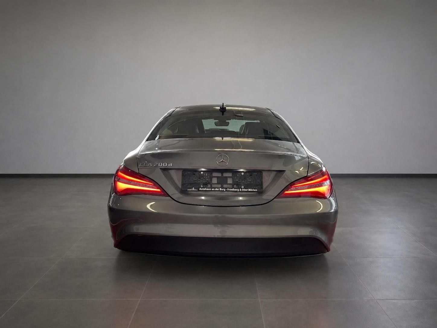 Mercedes-Benz CLA 200 Business 2. Hd BT Sport foto 6