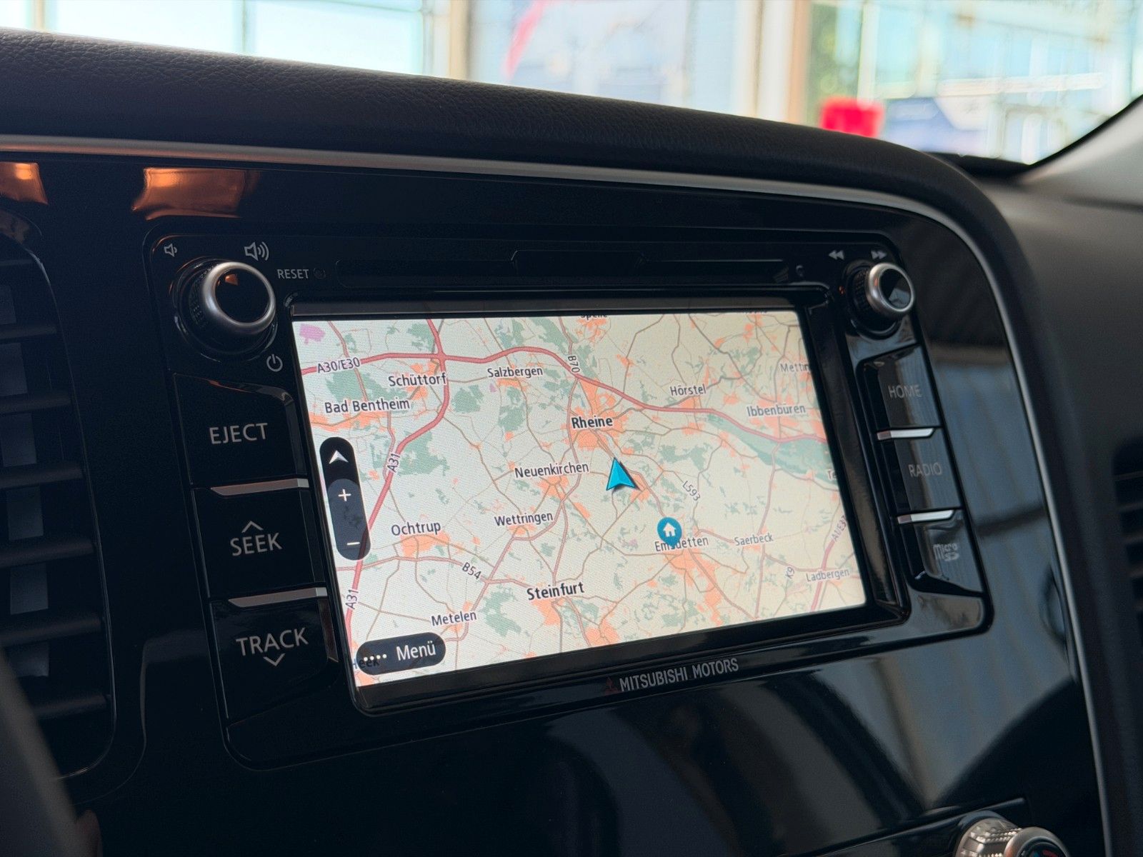 Fahrzeugabbildung Mitsubishi Outlander 2.0 Diamant Edition 2WD "AHK"