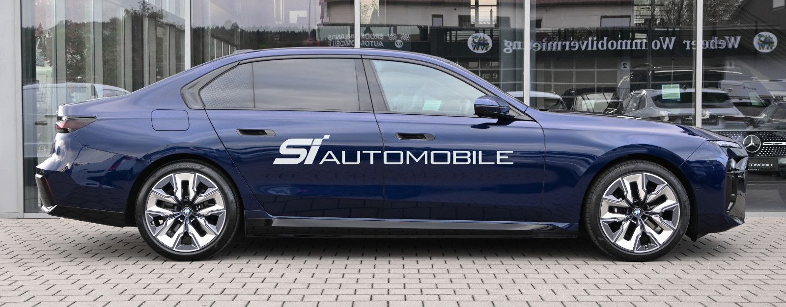 Fahrzeugabbildung BMW 750e xDr. M-Sport Pro °UVP 188.779€°B&W Diamond°
