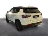 Jeep Compass Upland MHEV Panorama/LED/NAVI/GJR/Kamera - Jeep Compass Upland mit Benzin-Antrieb
