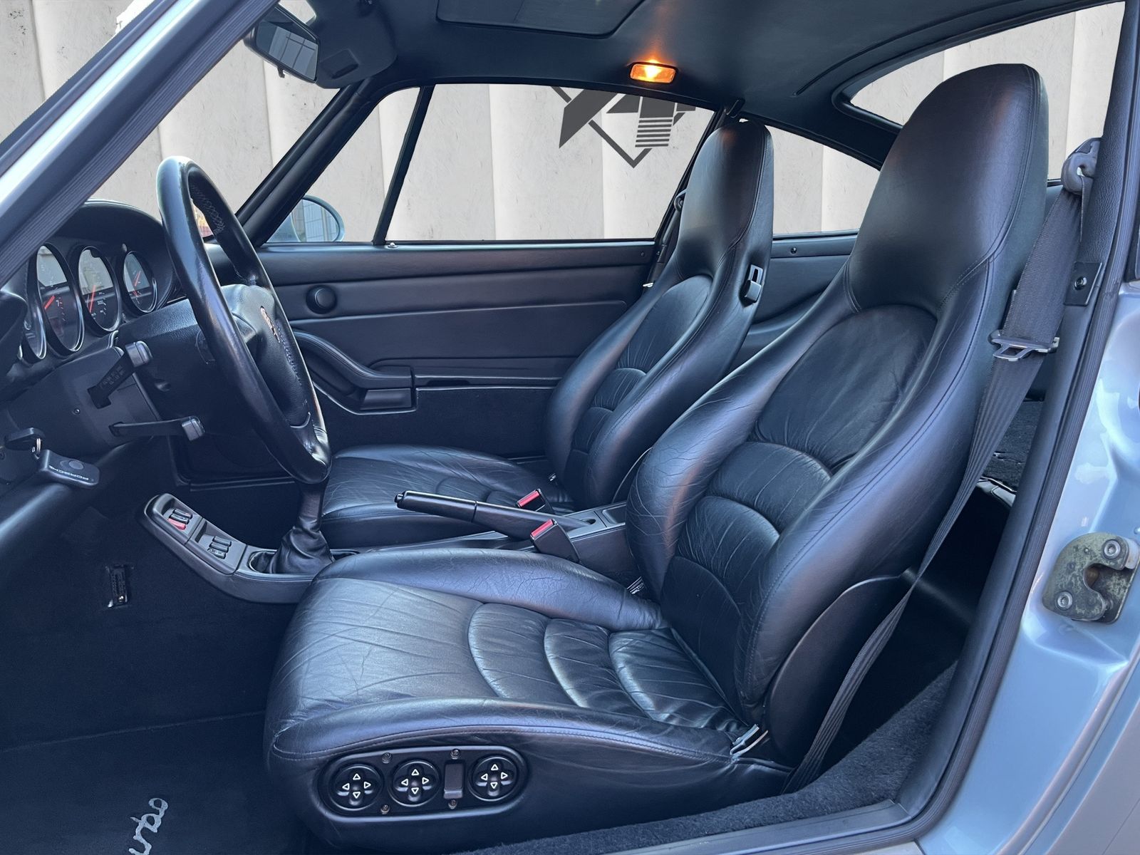 Fahrzeugabbildung Porsche 993 3.6 Turbo*Schiebedach*Deutsch*Sammlerstück*