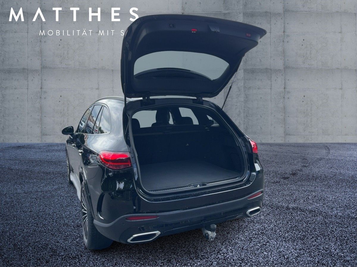 Fahrzeugabbildung Mercedes-Benz GLC 220 d 4M AMG/Night/360°/Digital-Light/AHK
