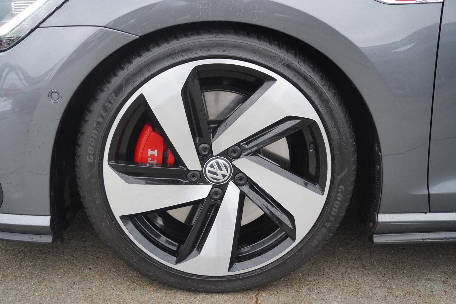 Volkswagen Golf VII 2.0 GTI Performance Navi Dynaudio ACC