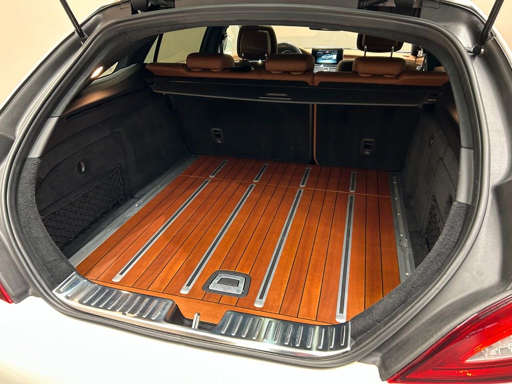 Mercedes-Benz CLS 400 CLS400 Shooting Brake *AMG*HOLZBODEN*MAGNO*B&O*