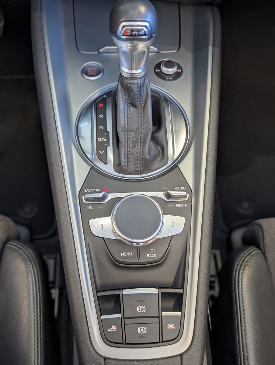 AUDI TT 1.8 TFSI S-tr. S-Line Alcantara Sitzheiz 19" - Image 23