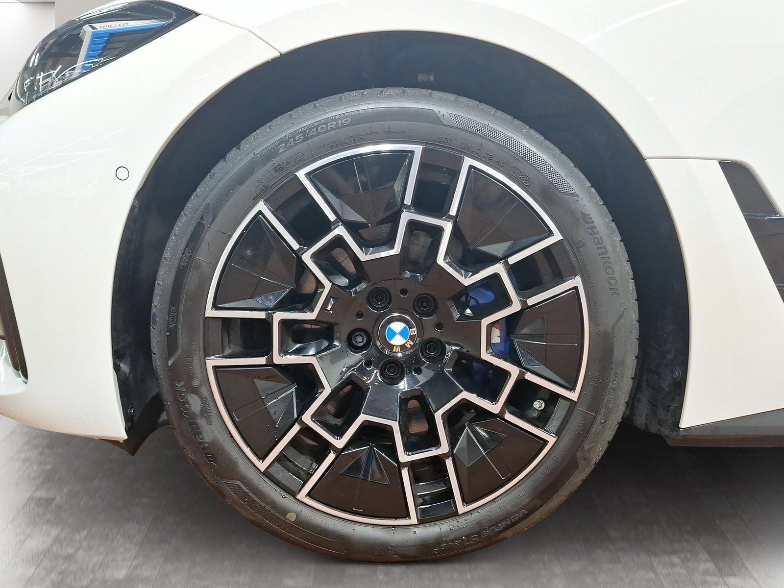 BMW i4 - Bild 9